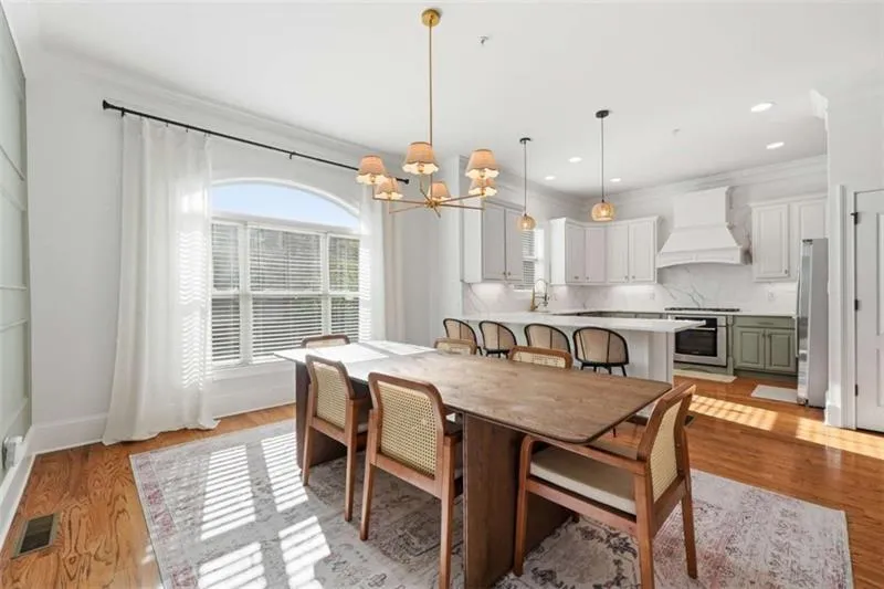 934 Delaronde Court, Atlanta, Georgia 30328, 3 Bedrooms Bedrooms, ,3 BathroomsBathrooms,Residential,For Sale,934 Delaronde Court,7754134