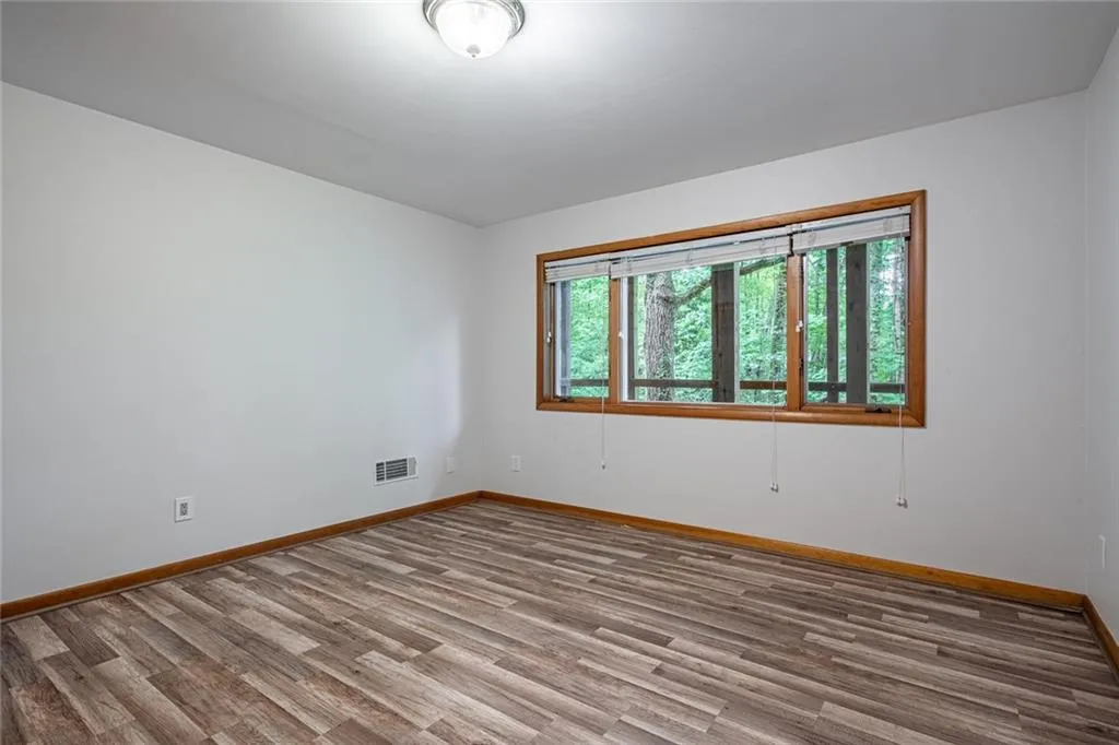 70 Glen Oaks Drive, Sandy Springs, Georgia 30327, 5 Bedrooms Bedrooms, ,4 BathroomsBathrooms,Residential,Sold,70 Glen Oaks Drive,7426730