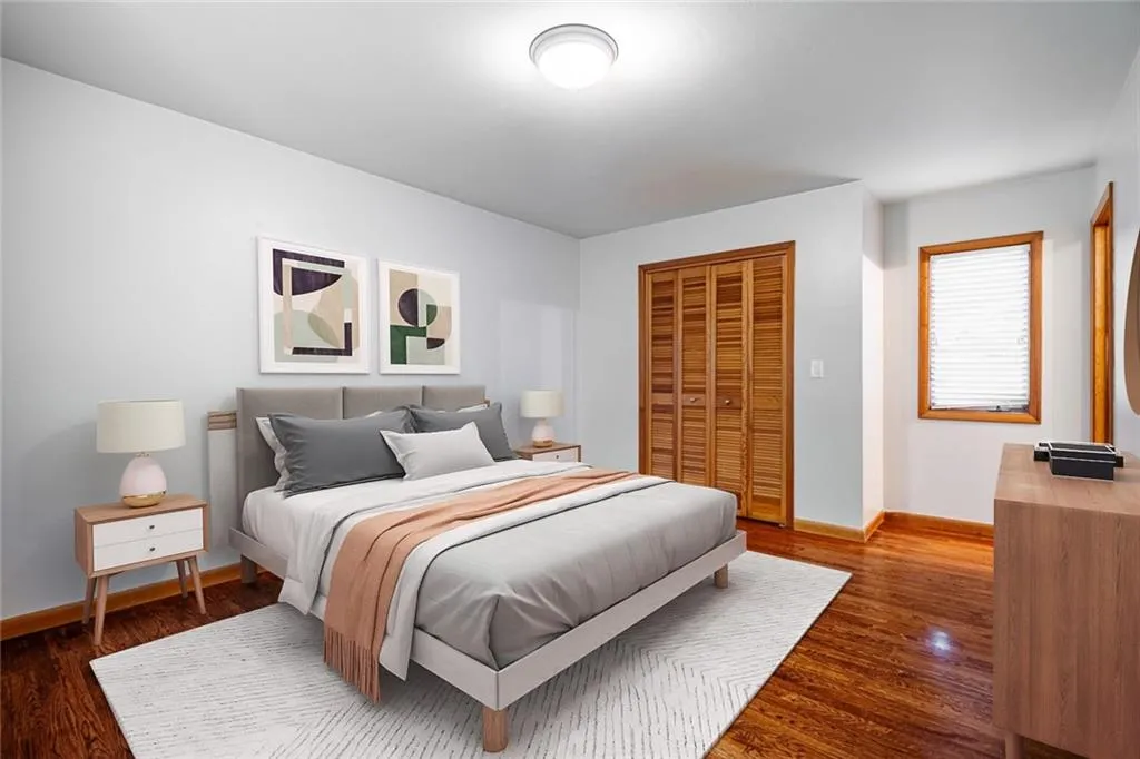 70 Glen Oaks Drive, Sandy Springs, Georgia 30327, 5 Bedrooms Bedrooms, ,4 BathroomsBathrooms,Residential,Sold,70 Glen Oaks Drive,7426730