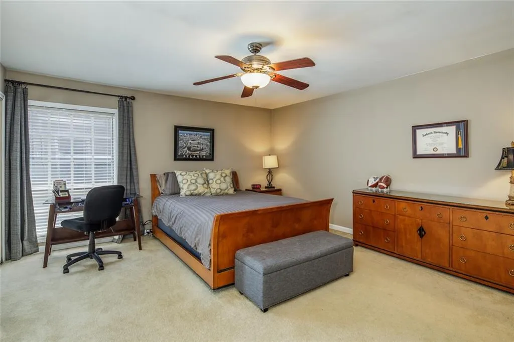 5620 Chemin De Vie, Sandy Springs, Georgia 30342, 2 Bedrooms Bedrooms, ,2 BathroomsBathrooms,Residential,Sold,5620 Chemin De Vie,6721394