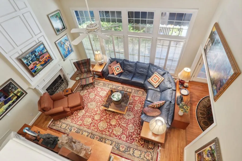 405 Glenridge Close Court, Sandy Springs, Georgia 30328, 4 Bedrooms Bedrooms, ,2 BathroomsBathrooms,Residential,Sold,405 Glenridge Close Court,7372978