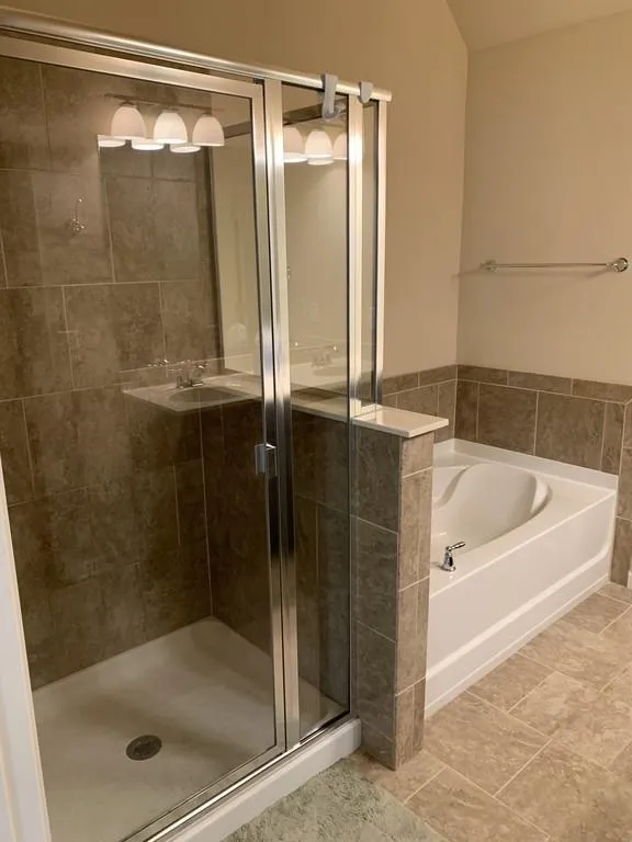 7305 Highland Bluff, Sandy Springs, Georgia 30328, 3 Bedrooms Bedrooms, ,3 BathroomsBathrooms,Residential,Sold,7305 Highland Bluff,6562822