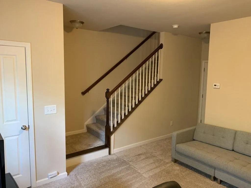 7305 Highland Bluff, Sandy Springs, Georgia 30328, 3 Bedrooms Bedrooms, ,3 BathroomsBathrooms,Residential,Sold,7305 Highland Bluff,6562822