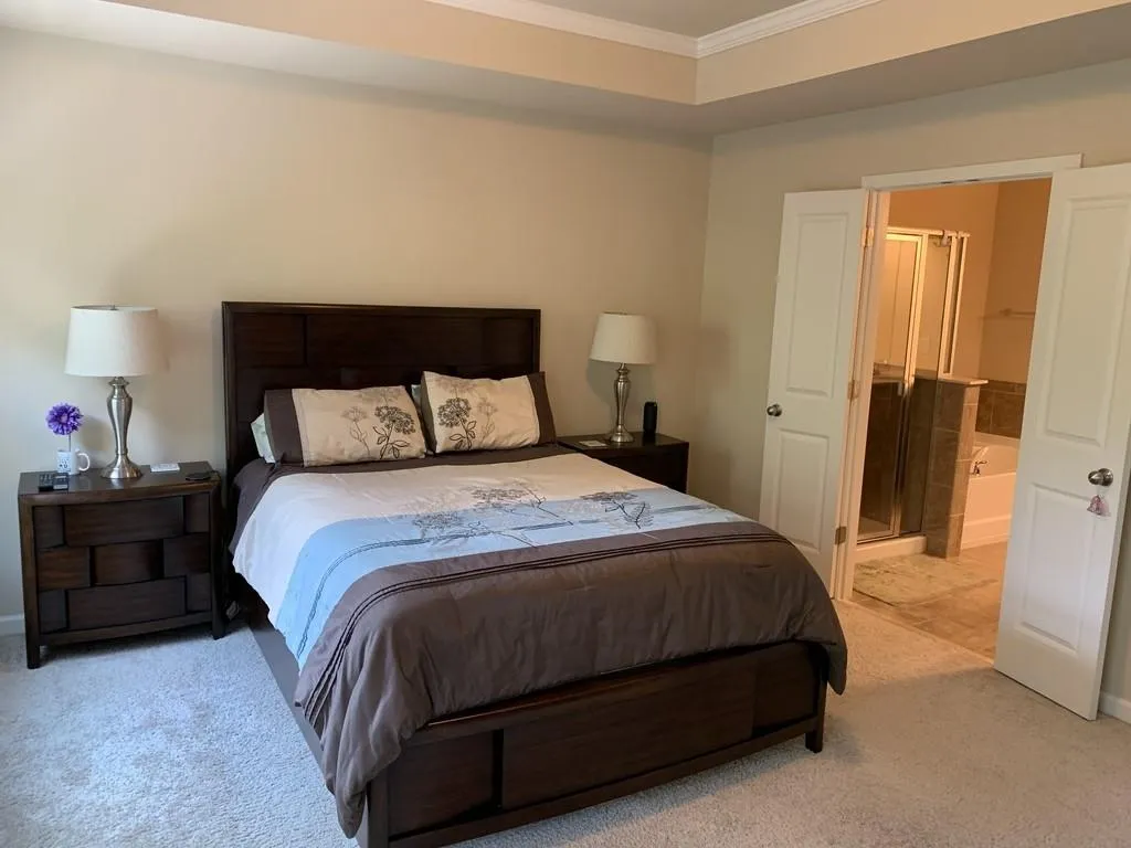 7305 Highland Bluff, Sandy Springs, Georgia 30328, 3 Bedrooms Bedrooms, ,3 BathroomsBathrooms,Residential,Sold,7305 Highland Bluff,6562822