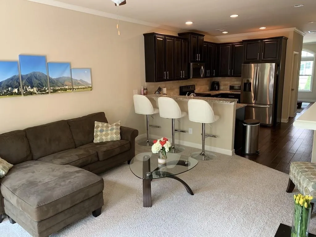 7305 Highland Bluff, Sandy Springs, Georgia 30328, 3 Bedrooms Bedrooms, ,3 BathroomsBathrooms,Residential,Sold,7305 Highland Bluff,6562822