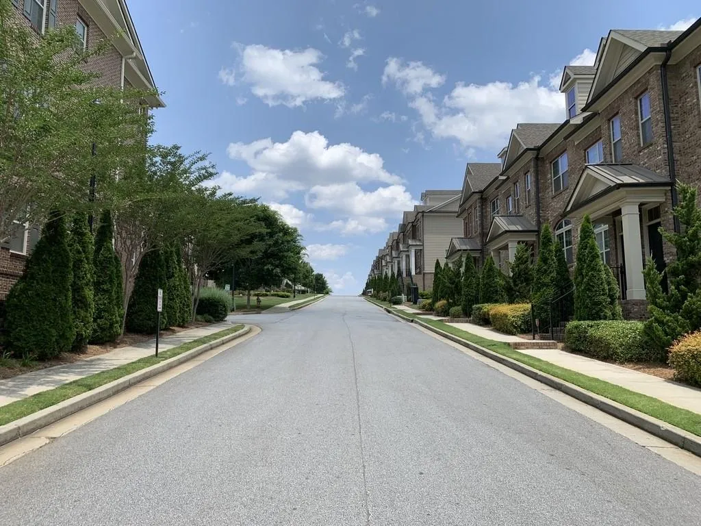 7305 Highland Bluff, Sandy Springs, Georgia 30328, 3 Bedrooms Bedrooms, ,3 BathroomsBathrooms,Residential,Sold,7305 Highland Bluff,6562822