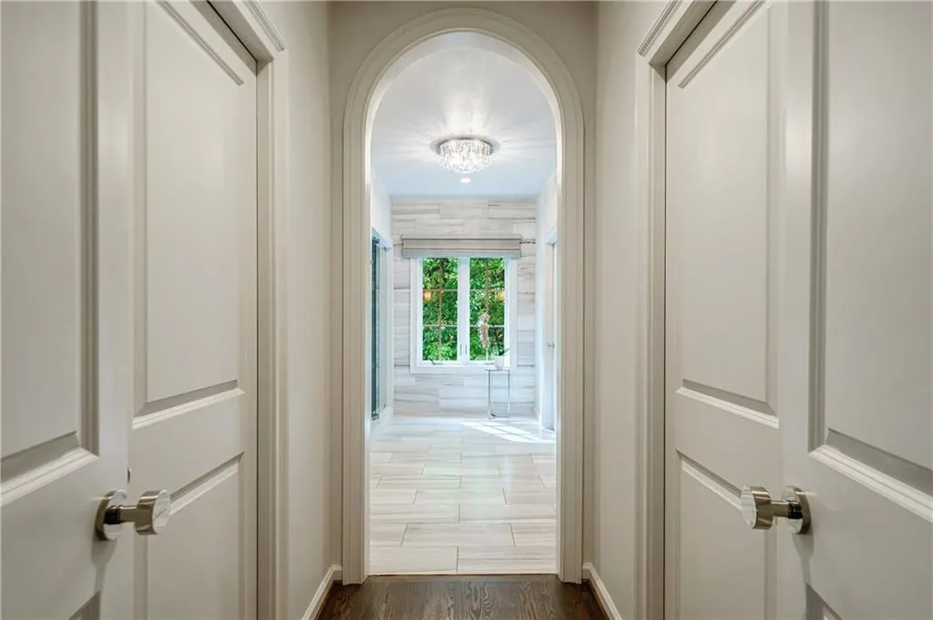 1000 Hightower Trail, Sandy Springs, Georgia 30350, 5 Bedrooms Bedrooms, ,5 BathroomsBathrooms,Residential,Sold,1000 Hightower Trail,7038303