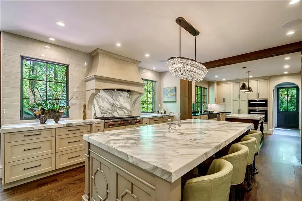 1000 Hightower Trail, Sandy Springs, Georgia 30350, 5 Bedrooms Bedrooms, ,5 BathroomsBathrooms,Residential,Sold,1000 Hightower Trail,7038303
