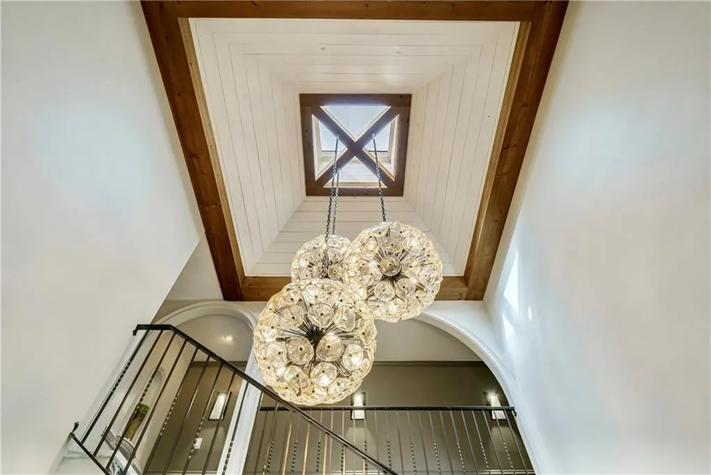 1000 Hightower Trail, Sandy Springs, Georgia 30350, 5 Bedrooms Bedrooms, ,5 BathroomsBathrooms,Residential,Sold,1000 Hightower Trail,7038303