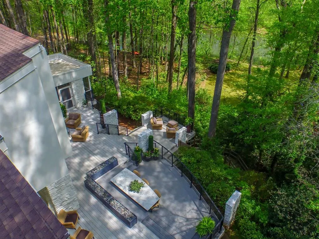 7305 Chattahoochee Bluff Drive, Sandy Springs, Georgia 30350, 6 Bedrooms Bedrooms, ,5 BathroomsBathrooms,Residential,Sold,7305 Chattahoochee Bluff Drive,5830149