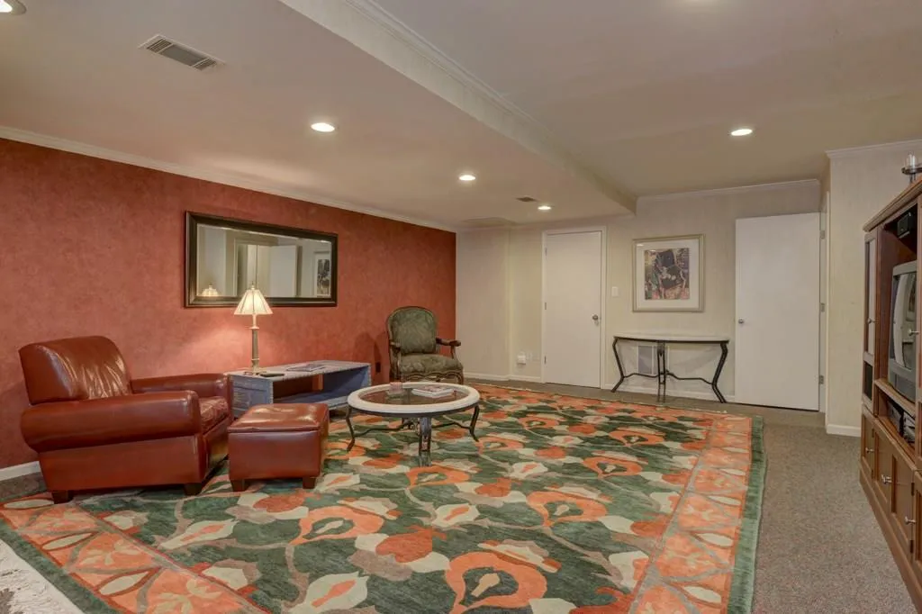 7305 Chattahoochee Bluff Drive, Sandy Springs, Georgia 30350, 6 Bedrooms Bedrooms, ,5 BathroomsBathrooms,Residential,Sold,7305 Chattahoochee Bluff Drive,5830149