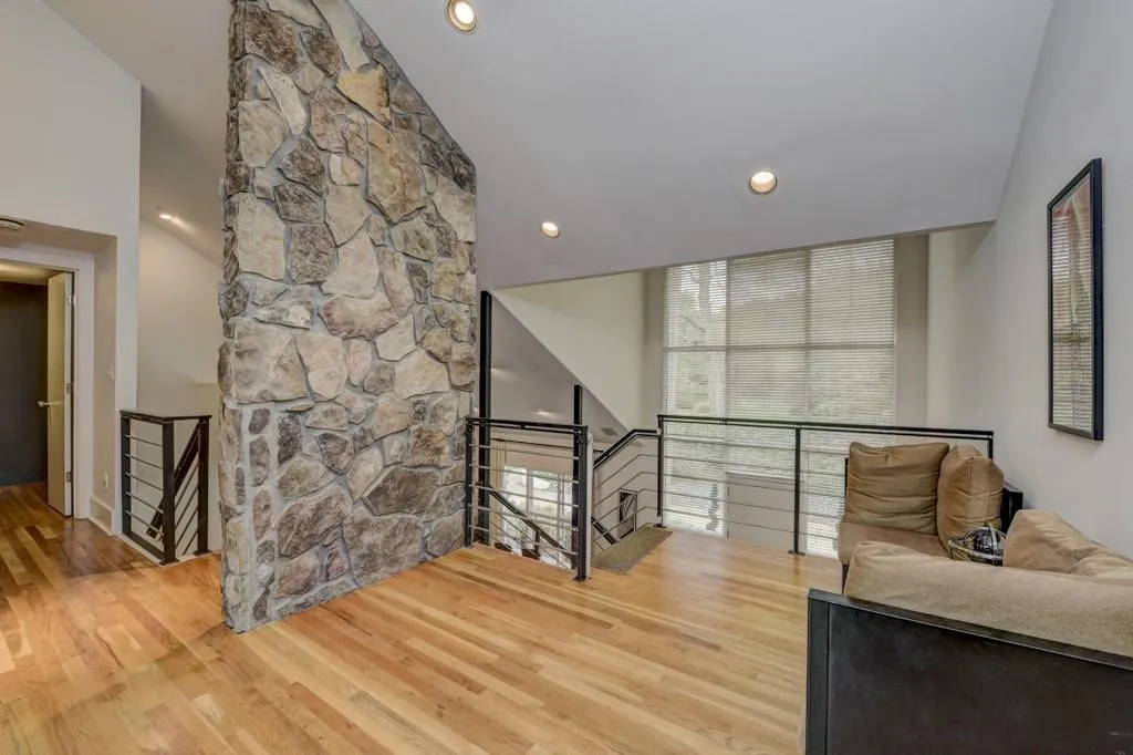 7305 Chattahoochee Bluff Drive, Sandy Springs, Georgia 30350, 6 Bedrooms Bedrooms, ,5 BathroomsBathrooms,Residential,Sold,7305 Chattahoochee Bluff Drive,5830149