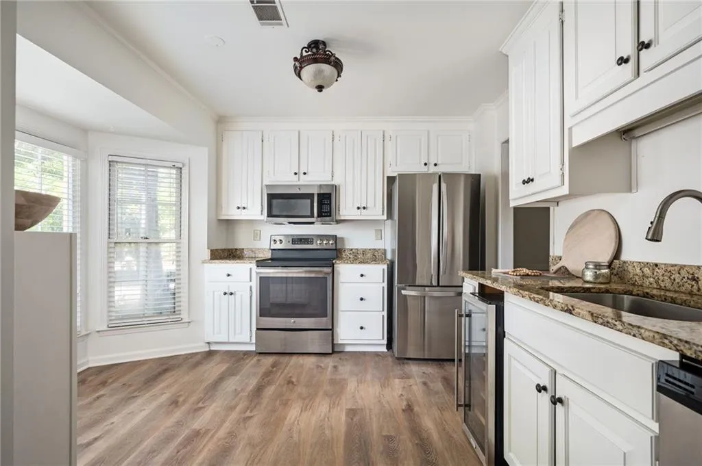 730 Towergate Place, Sandy Springs, Georgia 30350, 2 Bedrooms Bedrooms, ,2 BathroomsBathrooms,Residential,Sold,730 Towergate Place,7427492