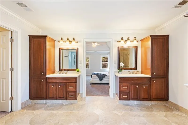 415 Woodall Way, Sandy Springs, Georgia 30350, 5 Bedrooms Bedrooms, ,4 BathroomsBathrooms,Residential,Sold,415 Woodall Way,6647662