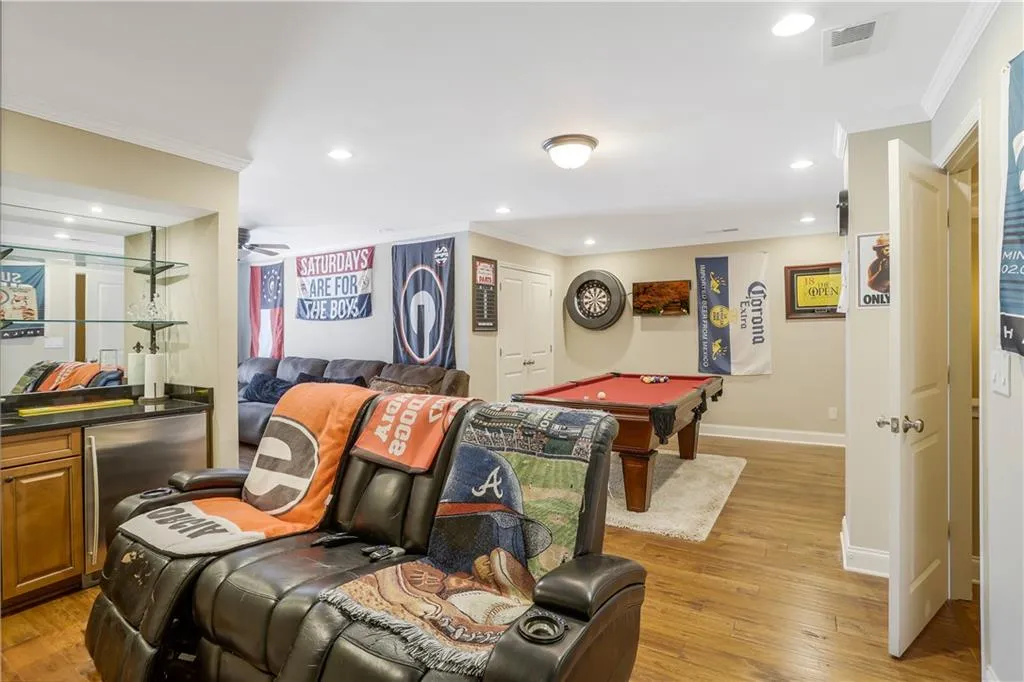 685 Lockton Place, Atlanta, Georgia 30342, 4 Bedrooms Bedrooms, ,4 BathroomsBathrooms,Residential,Sold,685 Lockton Place,6971882