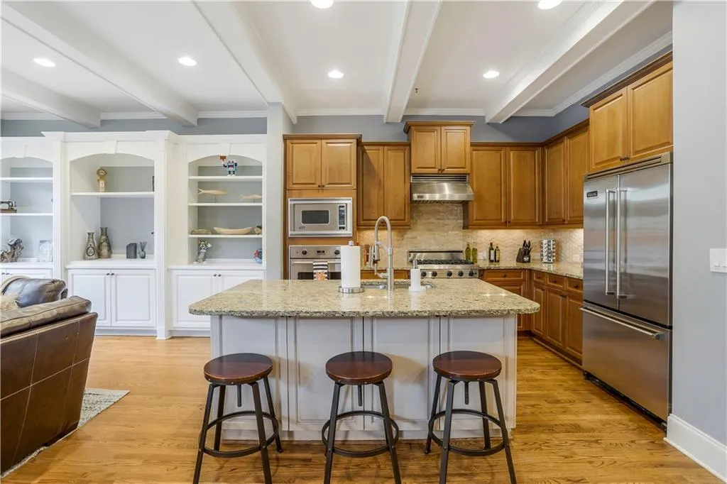 685 Lockton Place, Atlanta, Georgia 30342, 4 Bedrooms Bedrooms, ,4 BathroomsBathrooms,Residential,Sold,685 Lockton Place,6971882