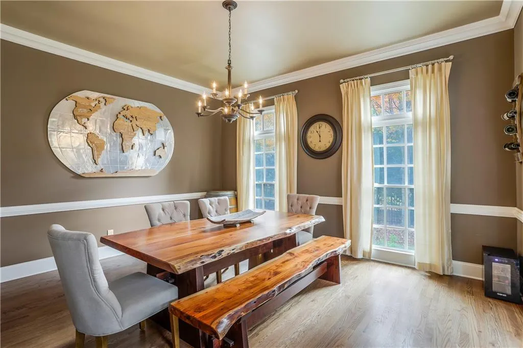 685 Lockton Place, Atlanta, Georgia 30342, 4 Bedrooms Bedrooms, ,4 BathroomsBathrooms,Residential,Sold,685 Lockton Place,6971882