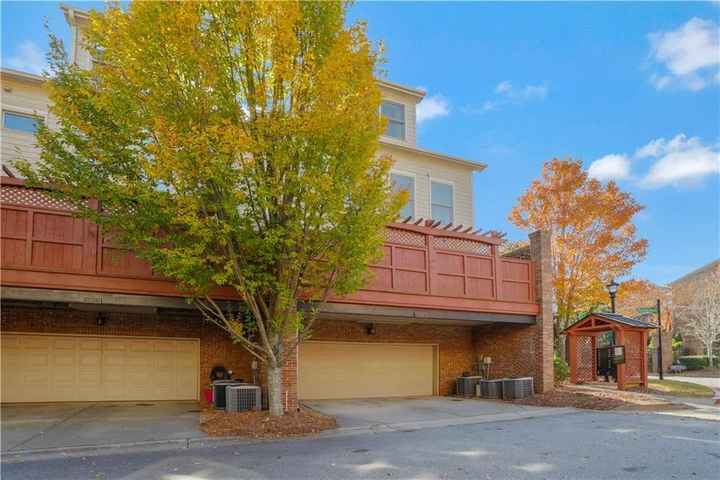 685 Lockton Place, Atlanta, Georgia 30342, 4 Bedrooms Bedrooms, ,4 BathroomsBathrooms,Residential,Sold,685 Lockton Place,6971882