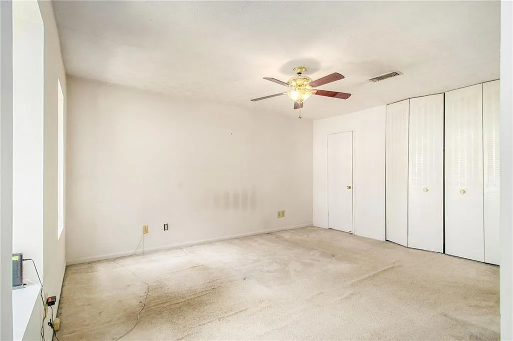 10 Newport Place Nw, Atlanta, Georgia 30318, 2 Bedrooms Bedrooms, ,2 BathroomsBathrooms,Residential,For Sale,10 Newport Place Nw,7608278