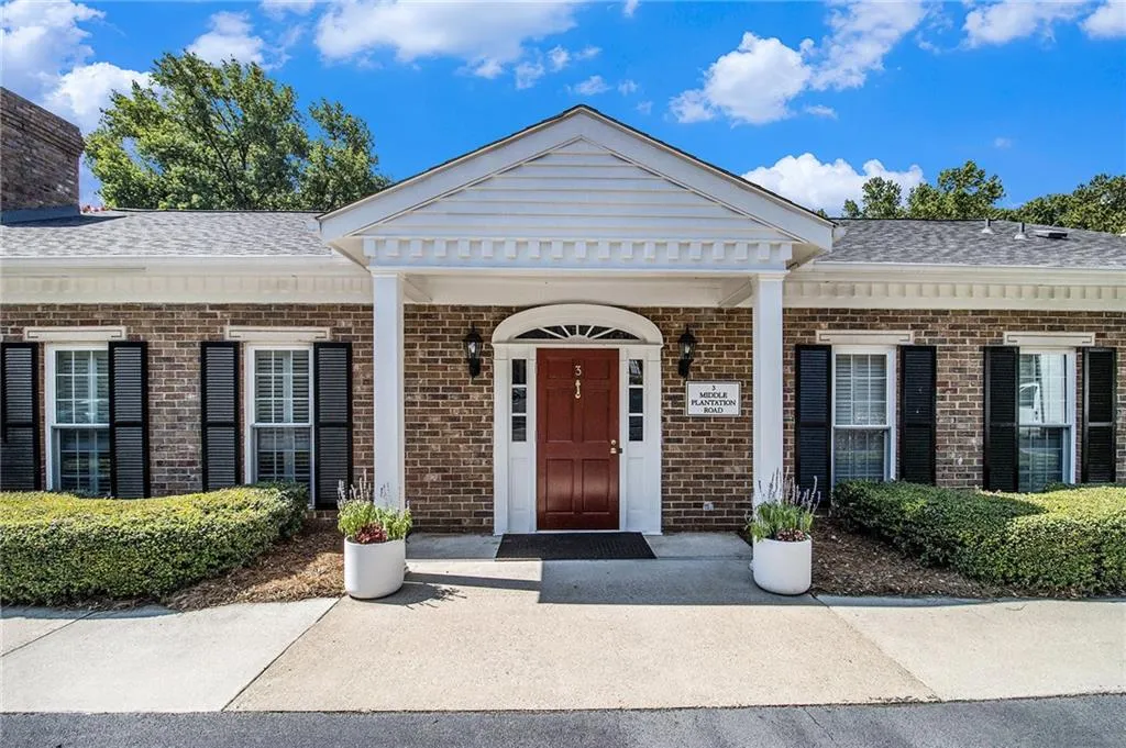 10 Newport Place Nw, Atlanta, Georgia 30318, 2 Bedrooms Bedrooms, ,2 BathroomsBathrooms,Residential,For Sale,10 Newport Place Nw,7608278
