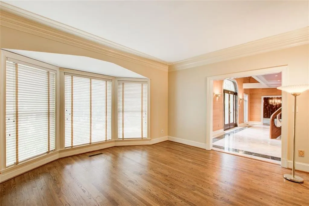 305 Heards Ferry Road, Atlanta, Georgia 30328, 4 Bedrooms Bedrooms, ,5 BathroomsBathrooms,Residential,Sold,305 Heards Ferry Road,7557014