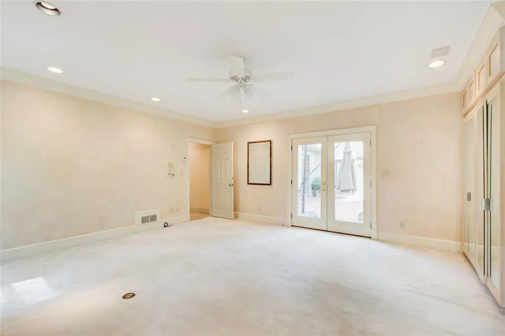 305 Heards Ferry Road, Atlanta, Georgia 30328, 4 Bedrooms Bedrooms, ,5 BathroomsBathrooms,Residential,Sold,305 Heards Ferry Road,7557014