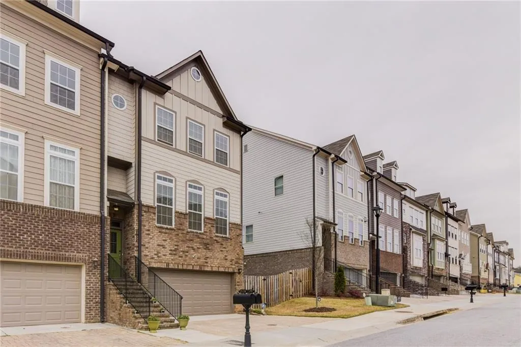 2128 Old Georgian Terrace Nw, Atlanta, Georgia 30318, 3 Bedrooms Bedrooms, ,3 BathroomsBathrooms,Residential,Sold,2128 Old Georgian Terrace Nw,5974607