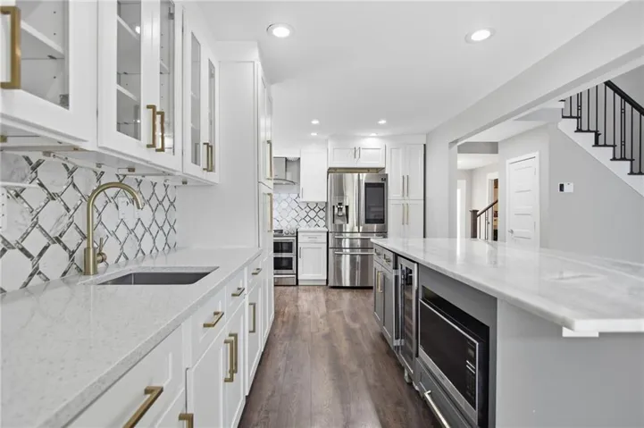 114 Woodhaven Way, Alpharetta, Georgia 30009