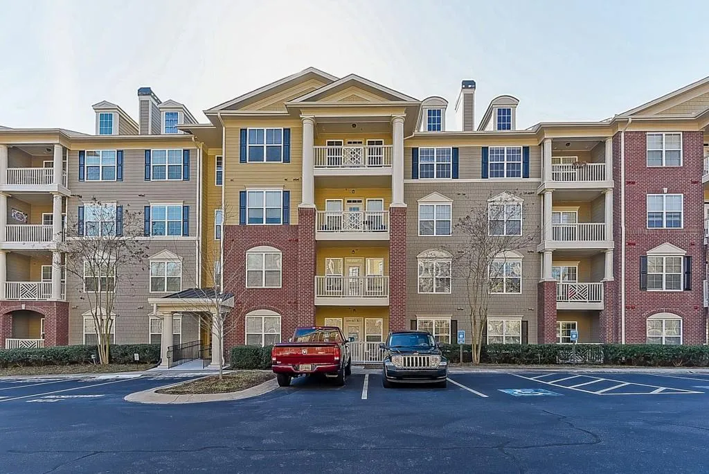 3150 Woodwalk Drive Se Unit 2104, Atlanta, Georgia 30339, 2 Bedrooms Bedrooms, ,2 BathroomsBathrooms,Residential,Sold,3150 Woodwalk Drive Se Unit 2104,5957762