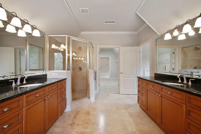 Georgia 30328, ,5 BathroomsBathrooms,Residential,Sold,6644199