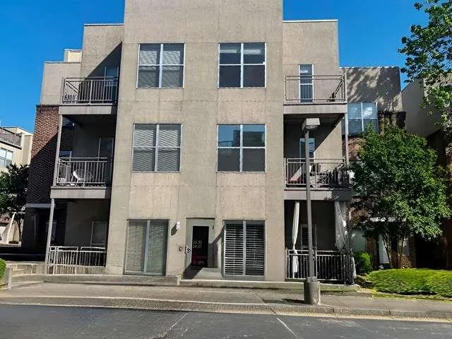 238 Walker Street Unit 32, Atlanta, Georgia 30313