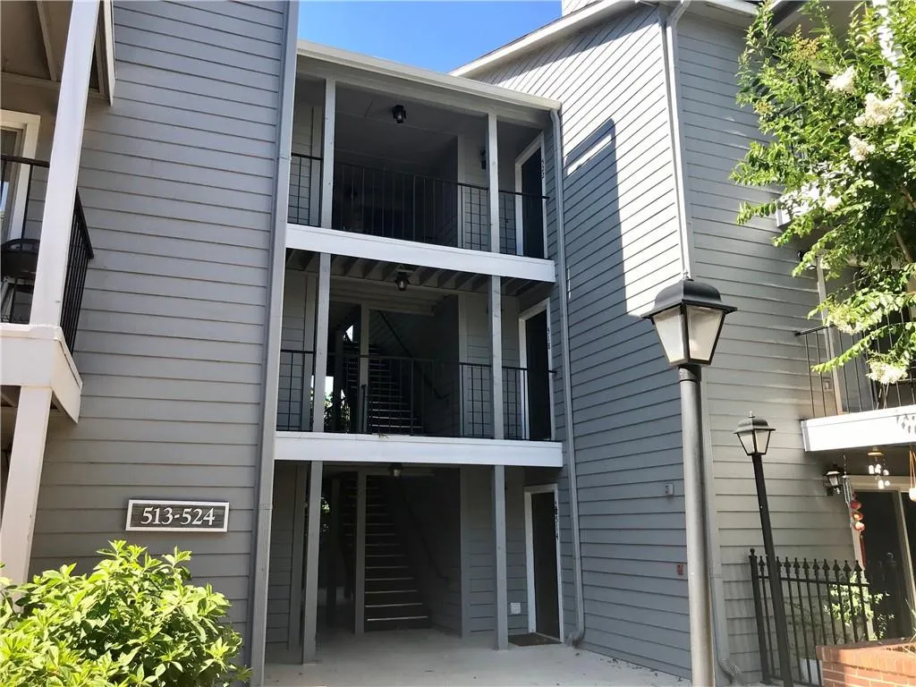 524 Granville Court, Atlanta, Georgia 30328, 1 Bedroom Bedrooms, ,1 BathroomBathrooms,Residential,Sold,524 Granville Court,7075636