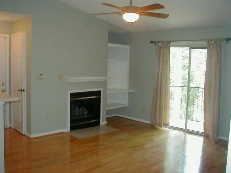 524 Granville Court, Atlanta, Georgia 30328, 1 Bedroom Bedrooms, ,1 BathroomBathrooms,Residential,Sold,524 Granville Court,7075636