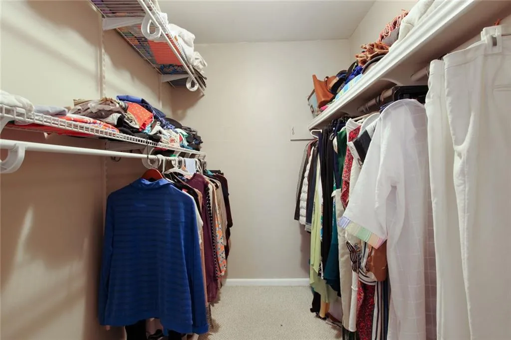 6851 Roswell Road Unit O33, Sandy Springs, Georgia 30328, 2 Bedrooms Bedrooms, ,2 BathroomsBathrooms,Residential,Sold,6851 Roswell Road Unit O33,6906910