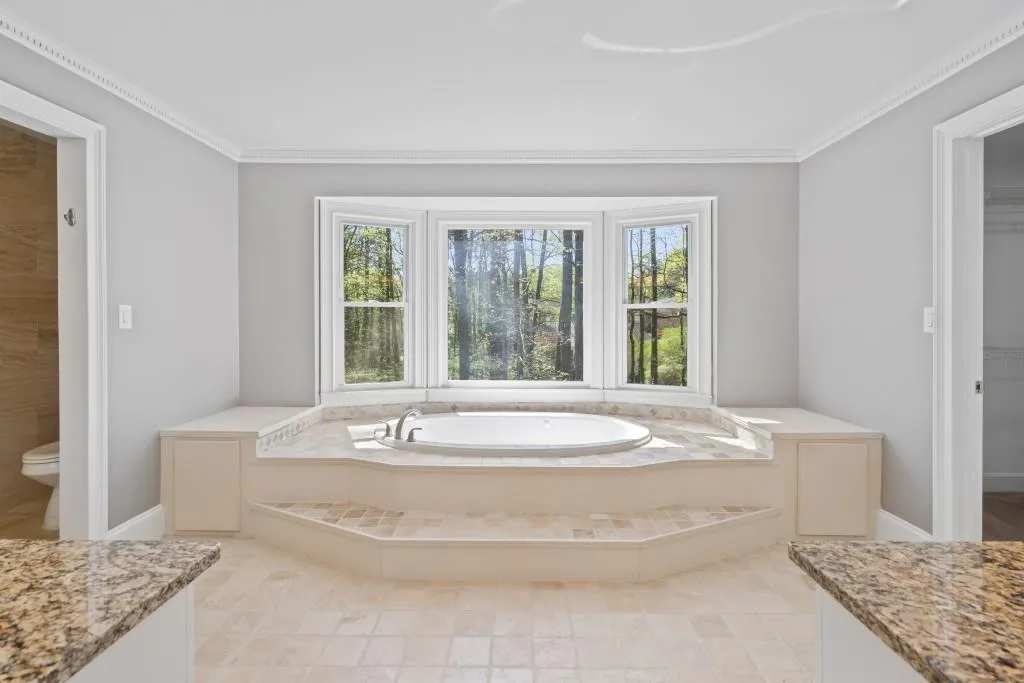9520 Roberts Drive, Atlanta, Georgia 30350, 4 Bedrooms Bedrooms, ,3 BathroomsBathrooms,Residential,Sold,9520 Roberts Drive,6703954