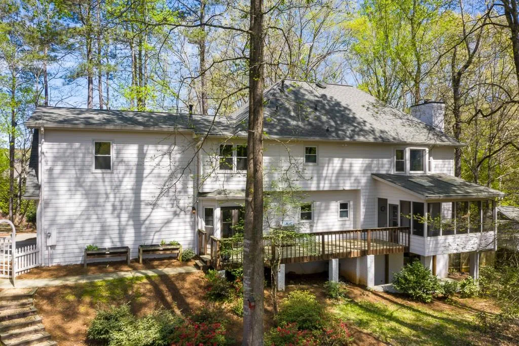 9520 Roberts Drive, Atlanta, Georgia 30350, 4 Bedrooms Bedrooms, ,3 BathroomsBathrooms,Residential,Sold,9520 Roberts Drive,6703954