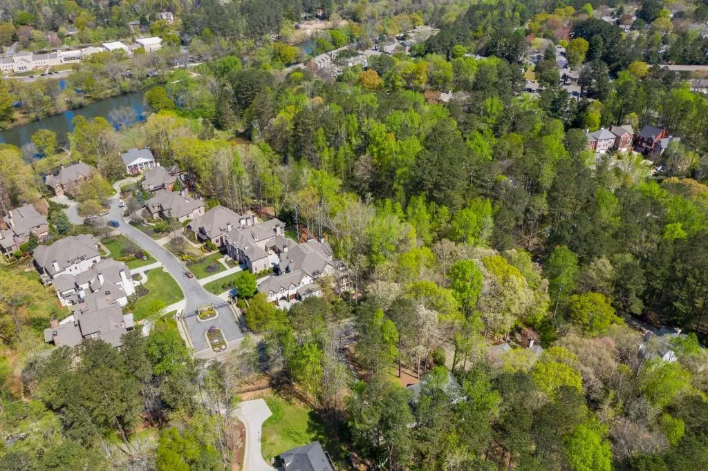9520 Roberts Drive, Atlanta, Georgia 30350, 4 Bedrooms Bedrooms, ,3 BathroomsBathrooms,Residential,Sold,9520 Roberts Drive,6703954