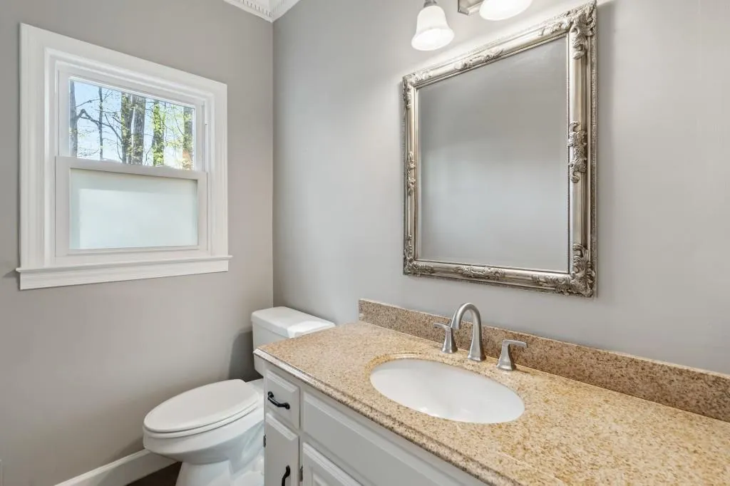 9520 Roberts Drive, Atlanta, Georgia 30350, 4 Bedrooms Bedrooms, ,3 BathroomsBathrooms,Residential,Sold,9520 Roberts Drive,6703954