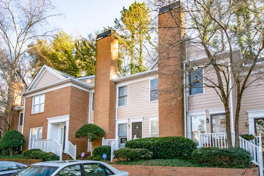 7500 Roswell Road Unit 84, Sandy Springs, Georgia 30350, 2 Bedrooms Bedrooms, ,2 BathroomsBathrooms,Residential,Sold,7500 Roswell Road Unit 84,6834515