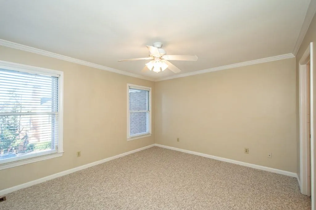 7500 Roswell Road Unit 84, Sandy Springs, Georgia 30350, 2 Bedrooms Bedrooms, ,2 BathroomsBathrooms,Residential,Sold,7500 Roswell Road Unit 84,6834515