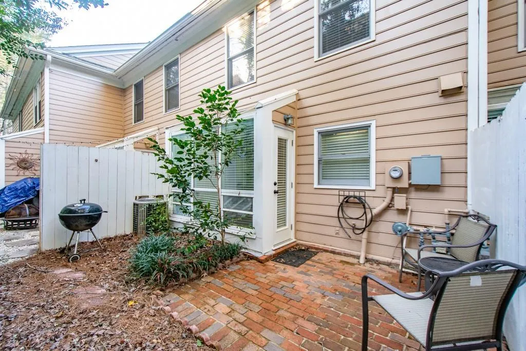 7500 Roswell Road Unit 84, Sandy Springs, Georgia 30350, 2 Bedrooms Bedrooms, ,2 BathroomsBathrooms,Residential,Sold,7500 Roswell Road Unit 84,6834515