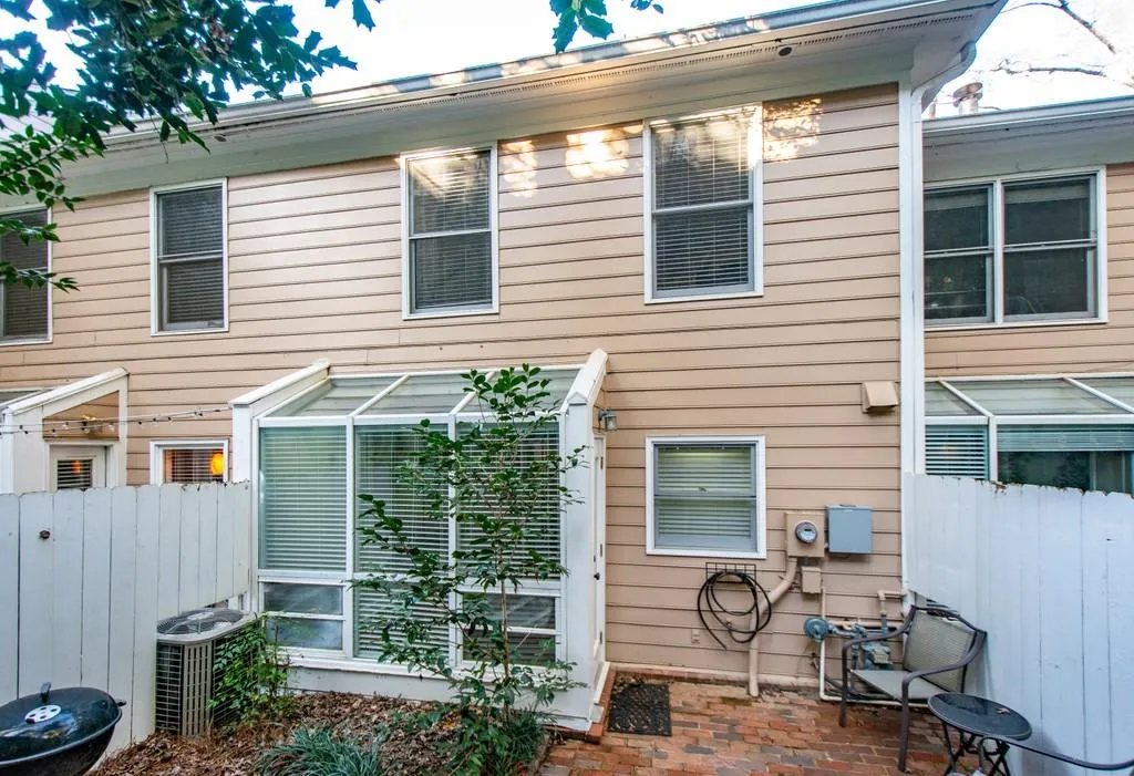 7500 Roswell Road Unit 84, Sandy Springs, Georgia 30350, 2 Bedrooms Bedrooms, ,2 BathroomsBathrooms,Residential,Sold,7500 Roswell Road Unit 84,6834515