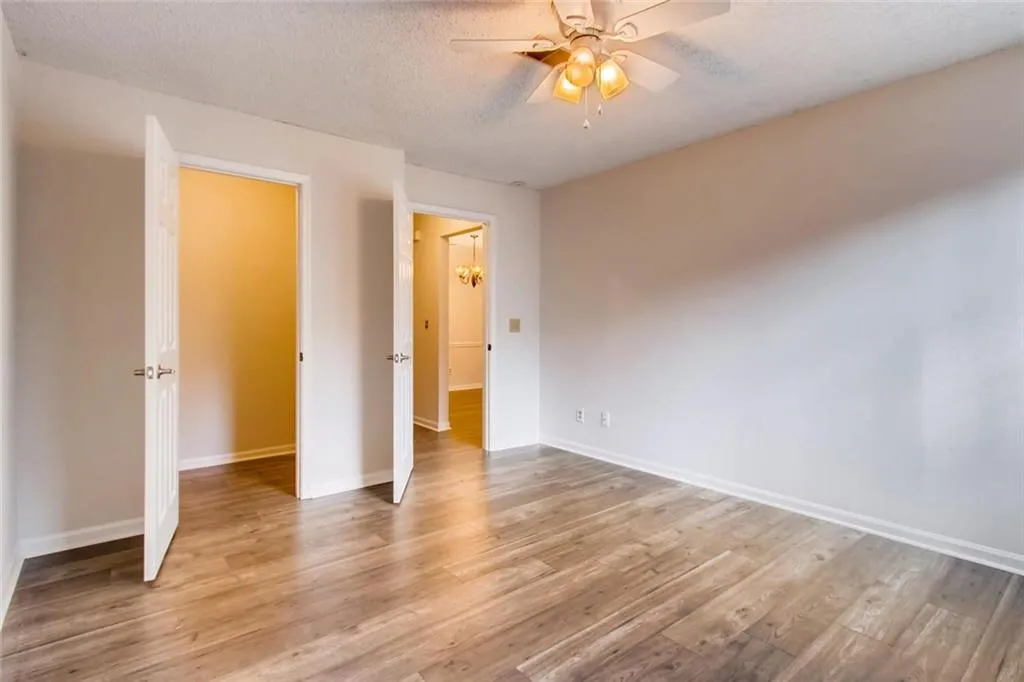 503 Barrington Hills Drive, Sandy Springs, Georgia 30350, 1 Bedroom Bedrooms, ,1 BathroomBathrooms,Residential,Sold,503 Barrington Hills Drive,6126653