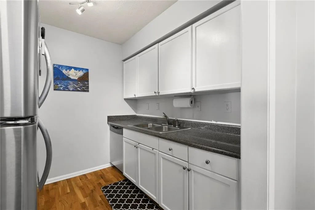 1150 Collier Road Nw Unit F8, Atlanta, Georgia 30318, 1 Bedroom Bedrooms, 0 ,1 BathroomBathrooms,Residential,For Sale,1150 Collier Road Nw Unit F8,7741826