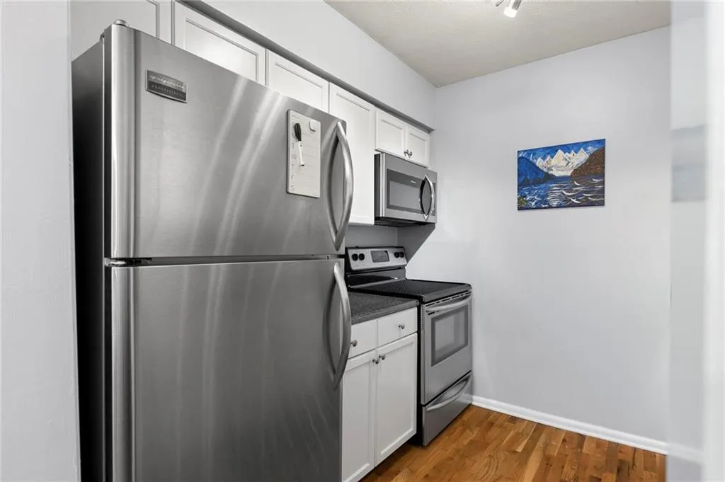 1150 Collier Road Nw Unit F8, Atlanta, Georgia 30318, 1 Bedroom Bedrooms, 0 ,1 BathroomBathrooms,Residential,For Sale,1150 Collier Road Nw Unit F8,7741826