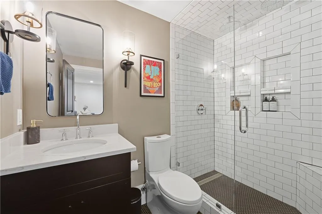 2061 Telfair Circle Ne, Atlanta, Georgia 30324, 3 Bedrooms Bedrooms, ,3 BathroomsBathrooms,Residential,For Sale,2061 Telfair Circle Ne,7684668