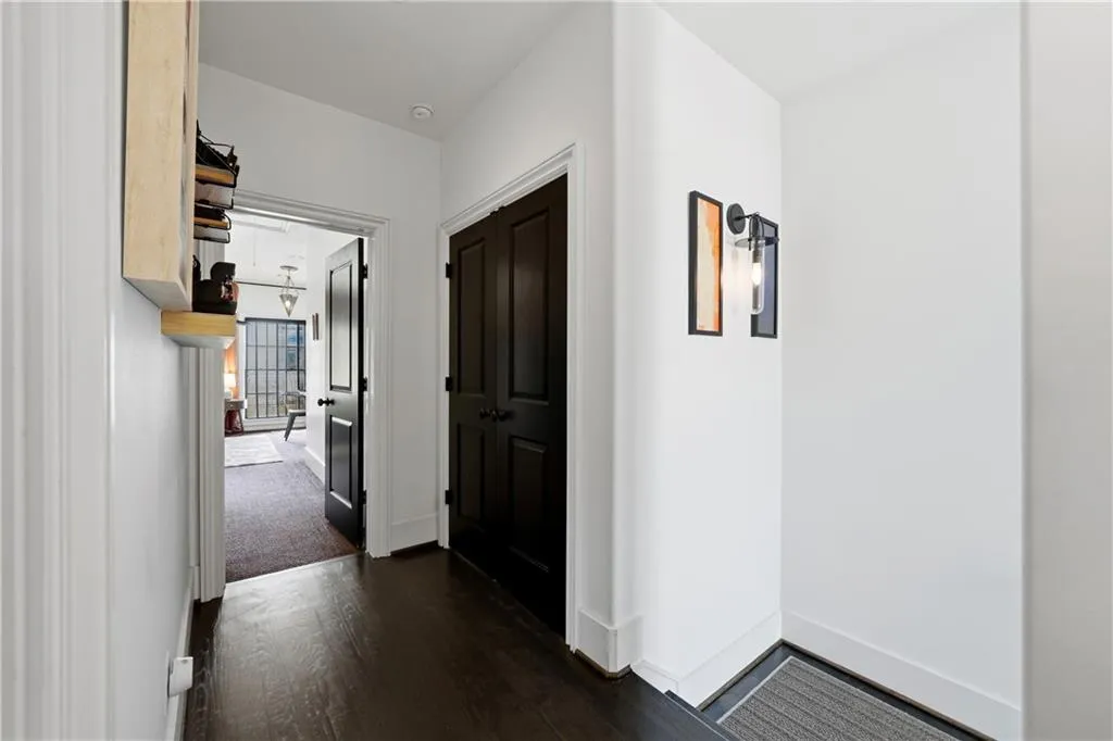 2061 Telfair Circle Ne, Atlanta, Georgia 30324, 3 Bedrooms Bedrooms, ,3 BathroomsBathrooms,Residential,For Sale,2061 Telfair Circle Ne,7684668