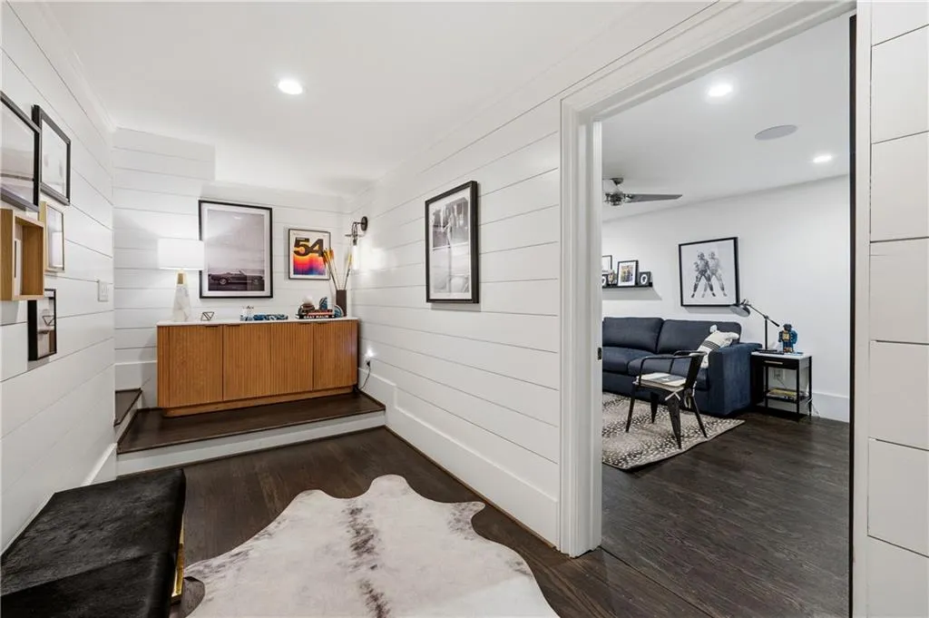 2061 Telfair Circle Ne, Atlanta, Georgia 30324, 3 Bedrooms Bedrooms, ,3 BathroomsBathrooms,Residential,For Sale,2061 Telfair Circle Ne,7684668