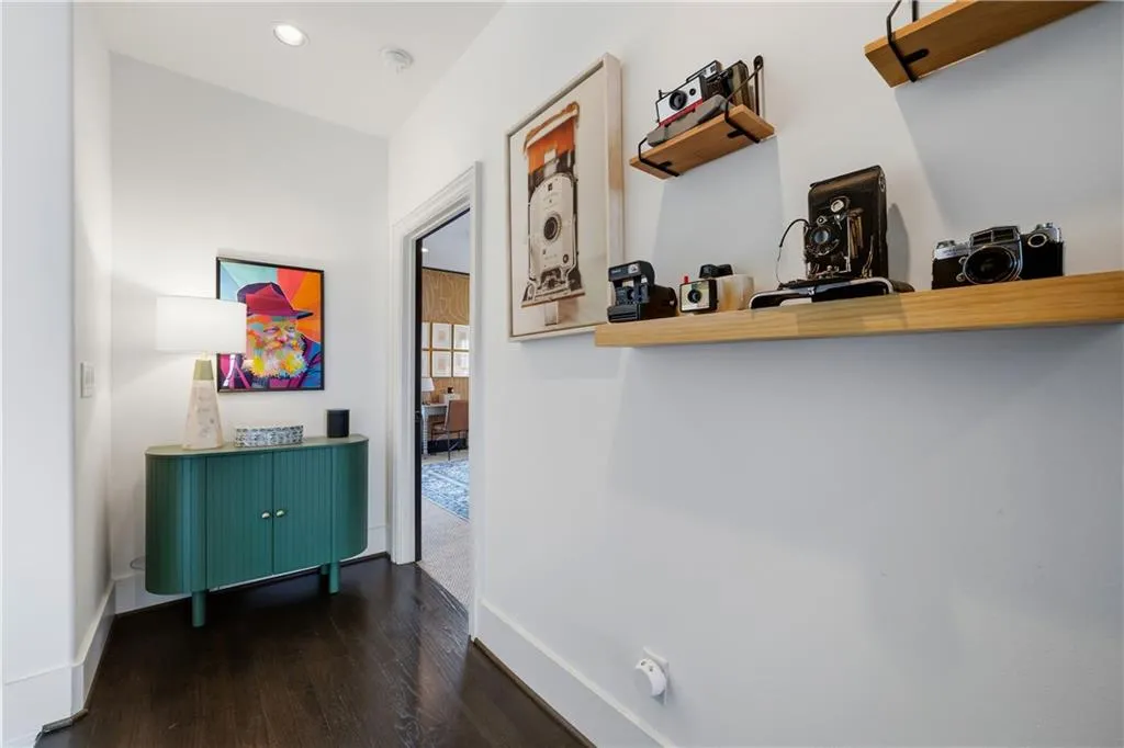 2061 Telfair Circle Ne, Atlanta, Georgia 30324, 3 Bedrooms Bedrooms, ,3 BathroomsBathrooms,Residential,For Sale,2061 Telfair Circle Ne,7684668