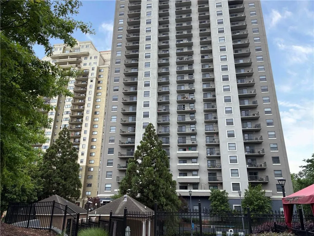 795 Hammond Drive Unit 311, Atlanta, Georgia 30328, 1 Bedroom Bedrooms, ,1 BathroomBathrooms,Residential,For Sale,795 Hammond Drive Unit 311,7764674